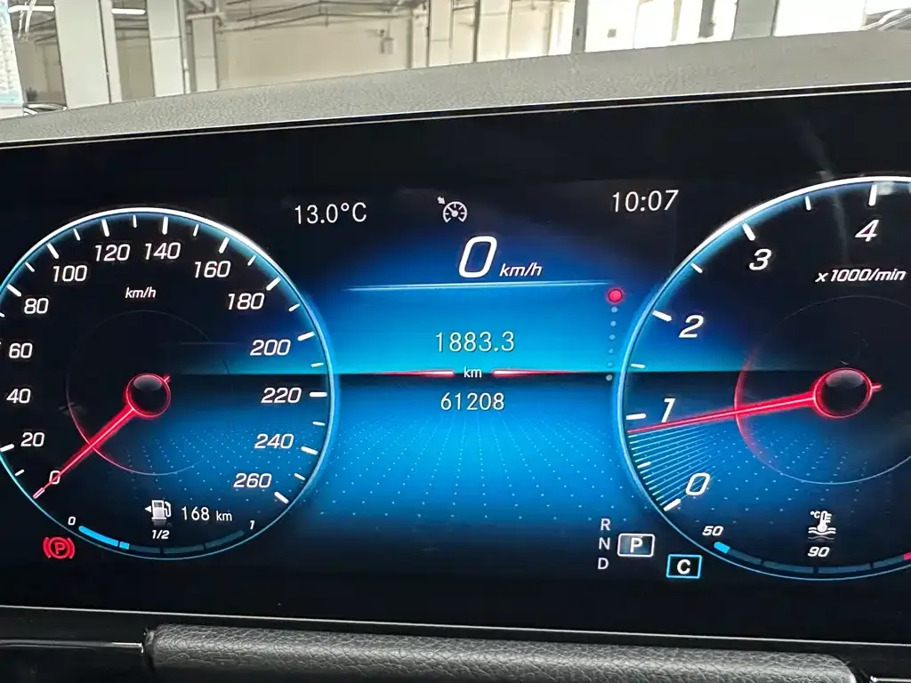 Mercedes-Benz GLA — фото 10