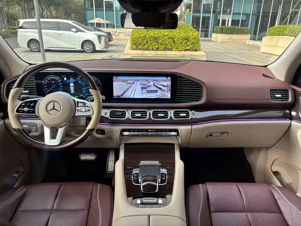 Mercedes-Benz GLS — фото 8