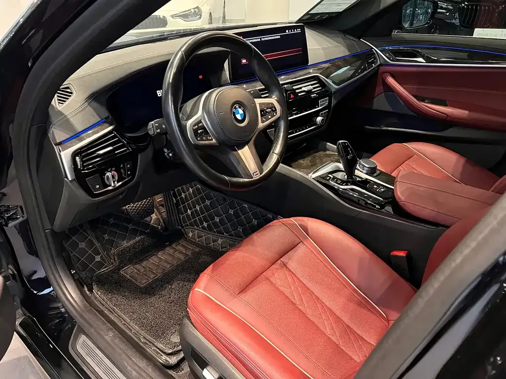 BMW 5 Series — фото 5