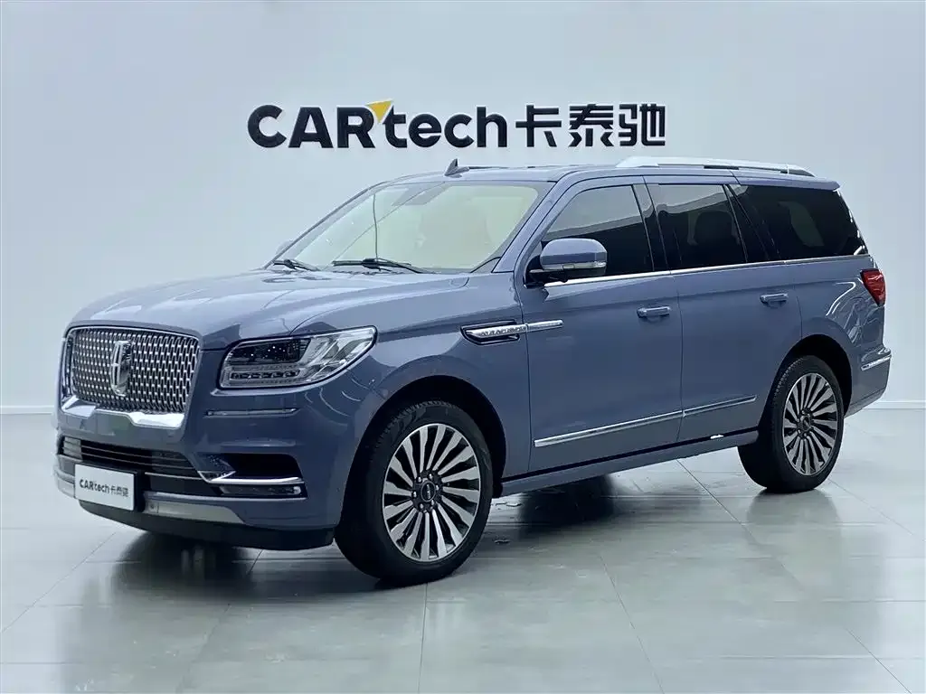 Lincoln Navigator — фото 1