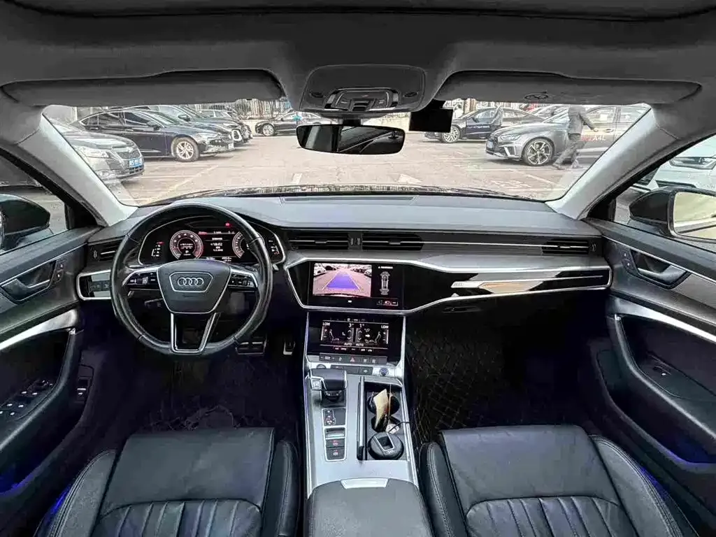 Audi A6L — фото 6