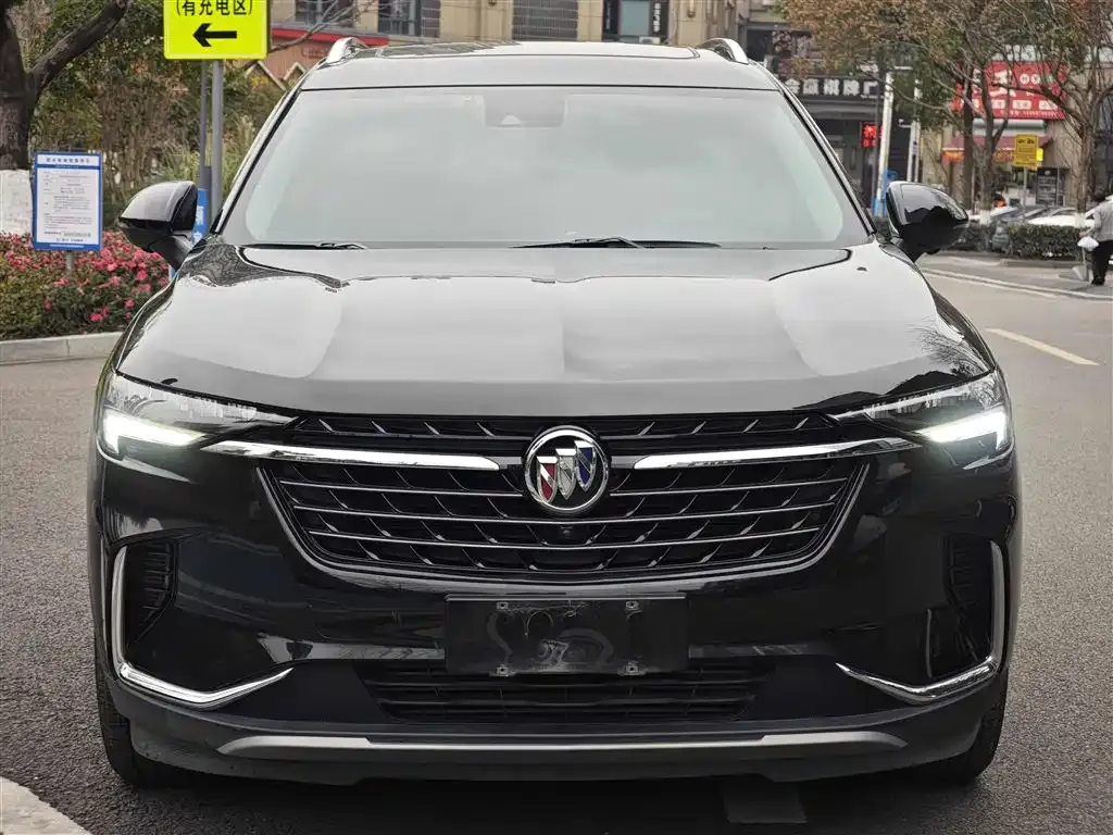 Buick Envision Plus — фото 8