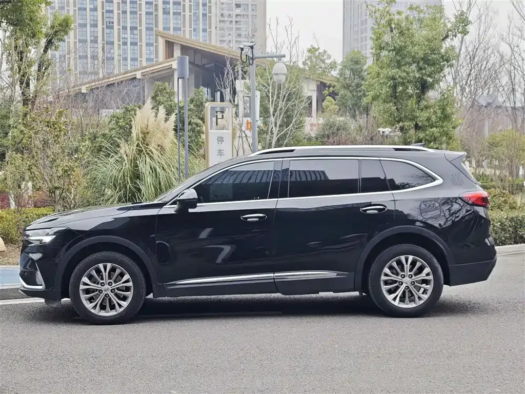 Buick Envision Plus — фото 9