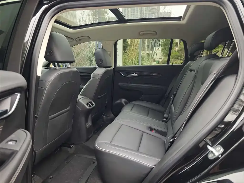 Buick Envision Plus — фото 4