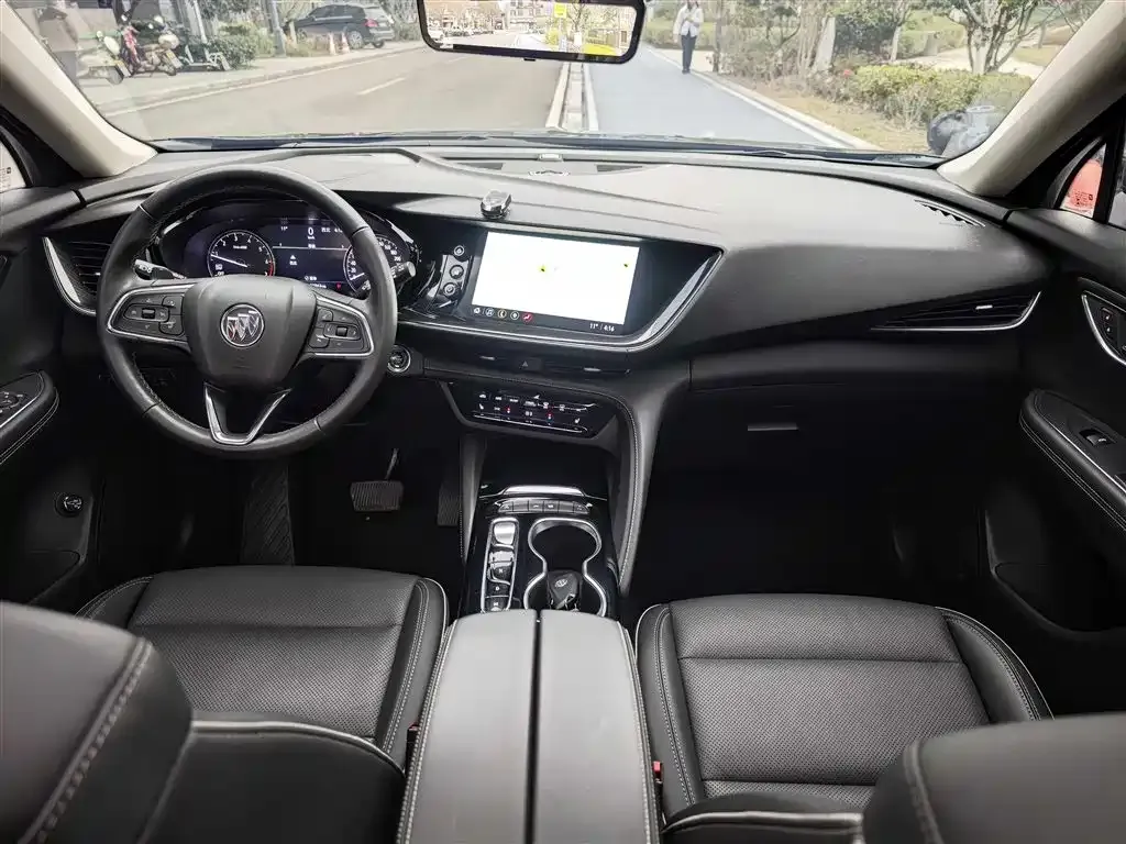 Buick Envision Plus — фото 7