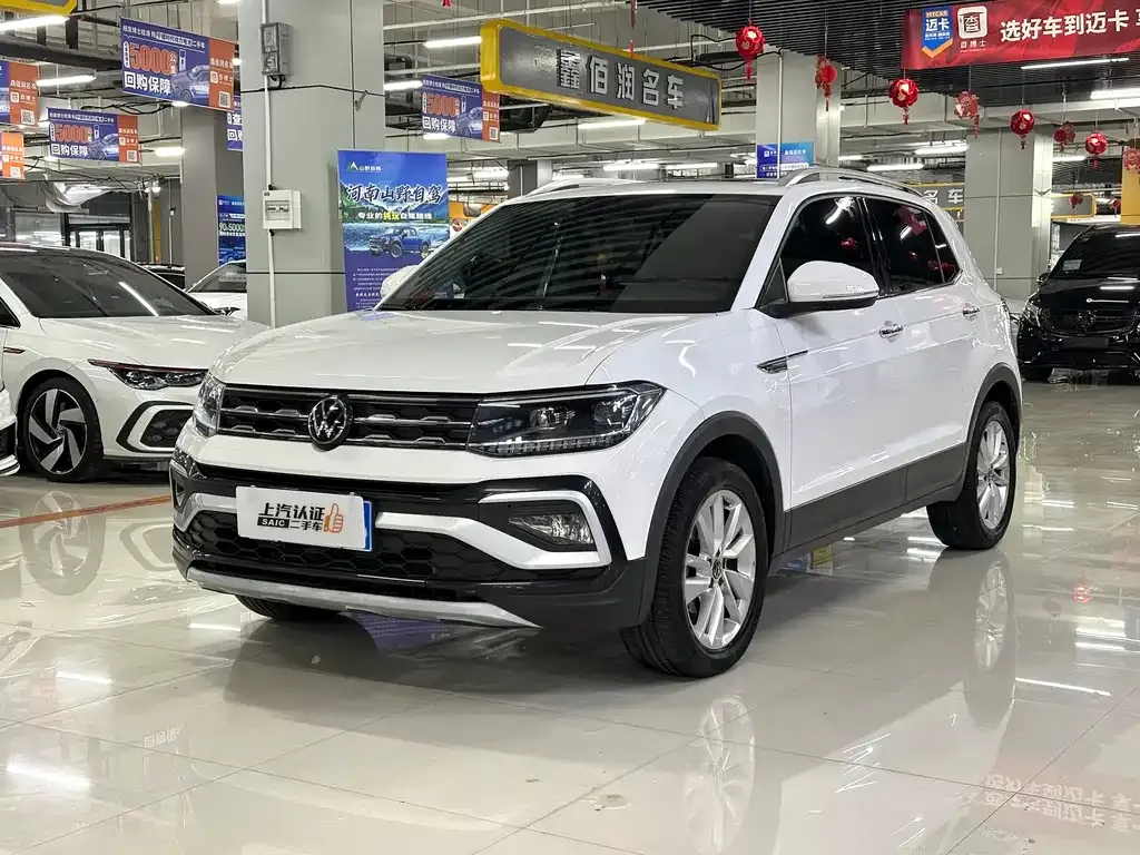 Volkswagen T-Cross — фото 1