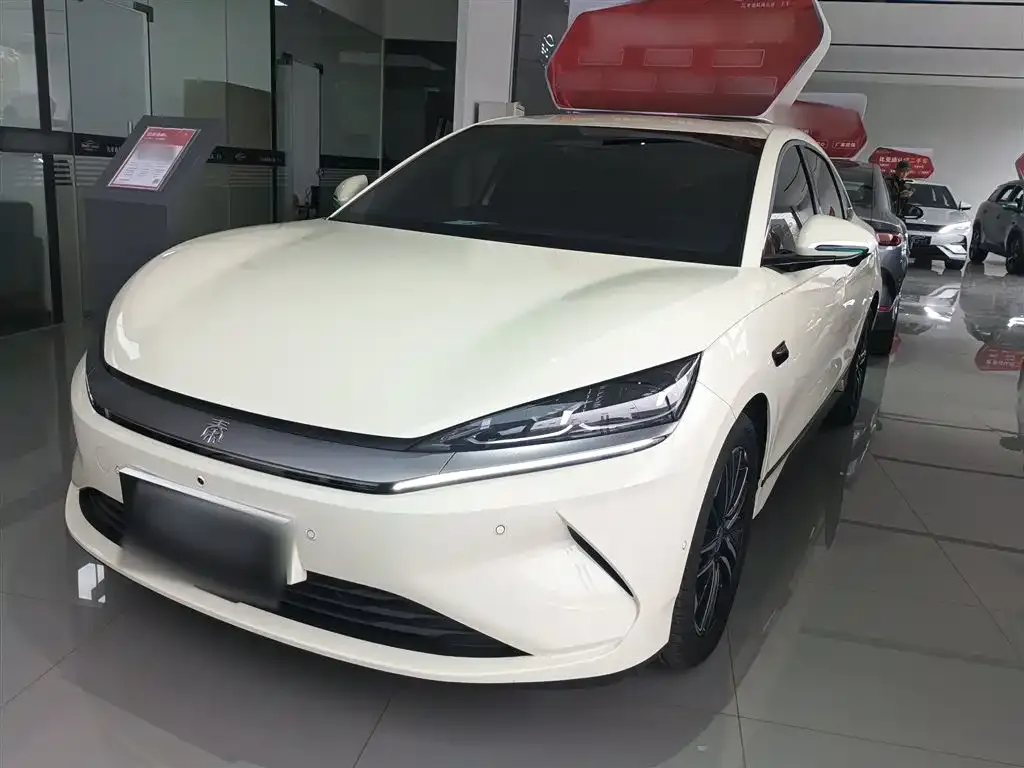 BYD Qin L — фото 2