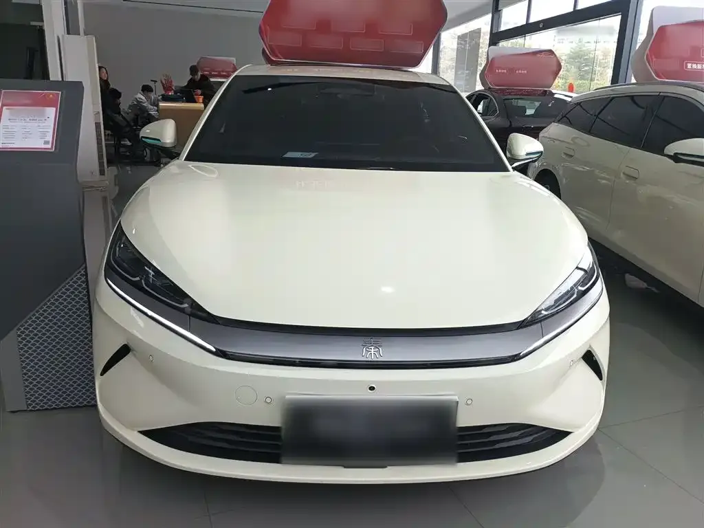 BYD Qin L — фото 5