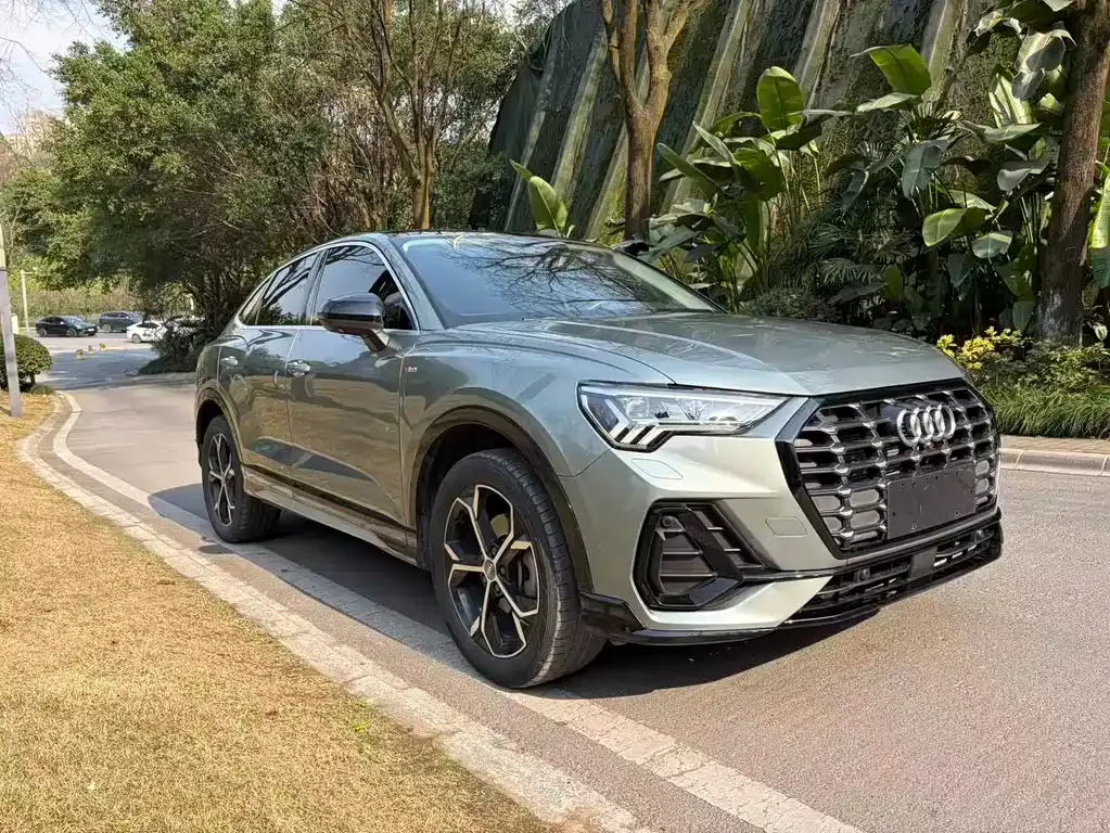 Audi Q3 Sportback — фото 10