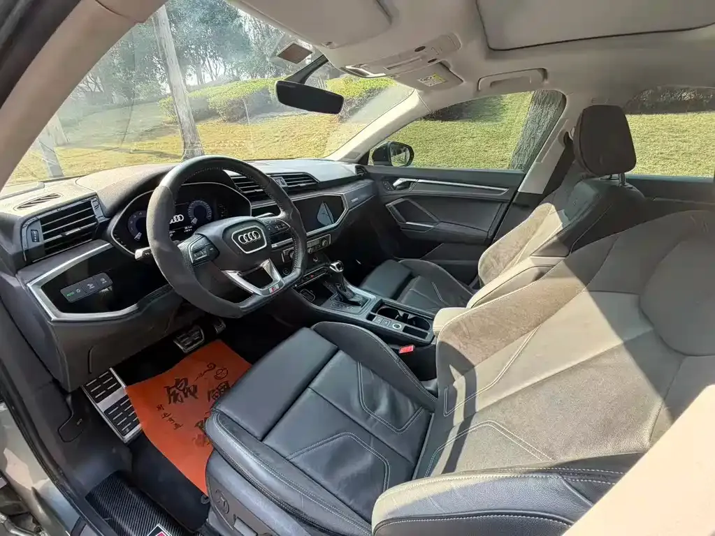 Audi Q3 Sportback — фото 3