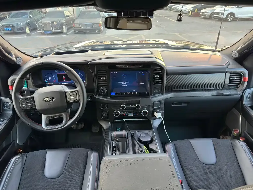 Ford F-150 Raptor — фото 9