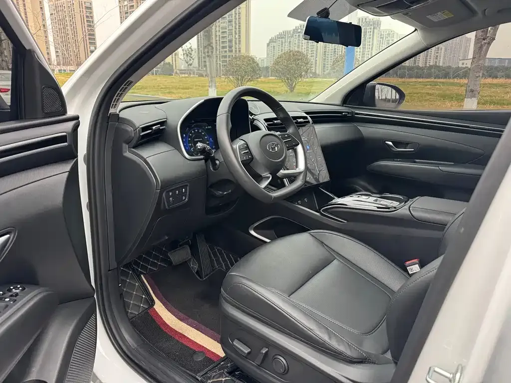 Hyundai Tucson — фото 8