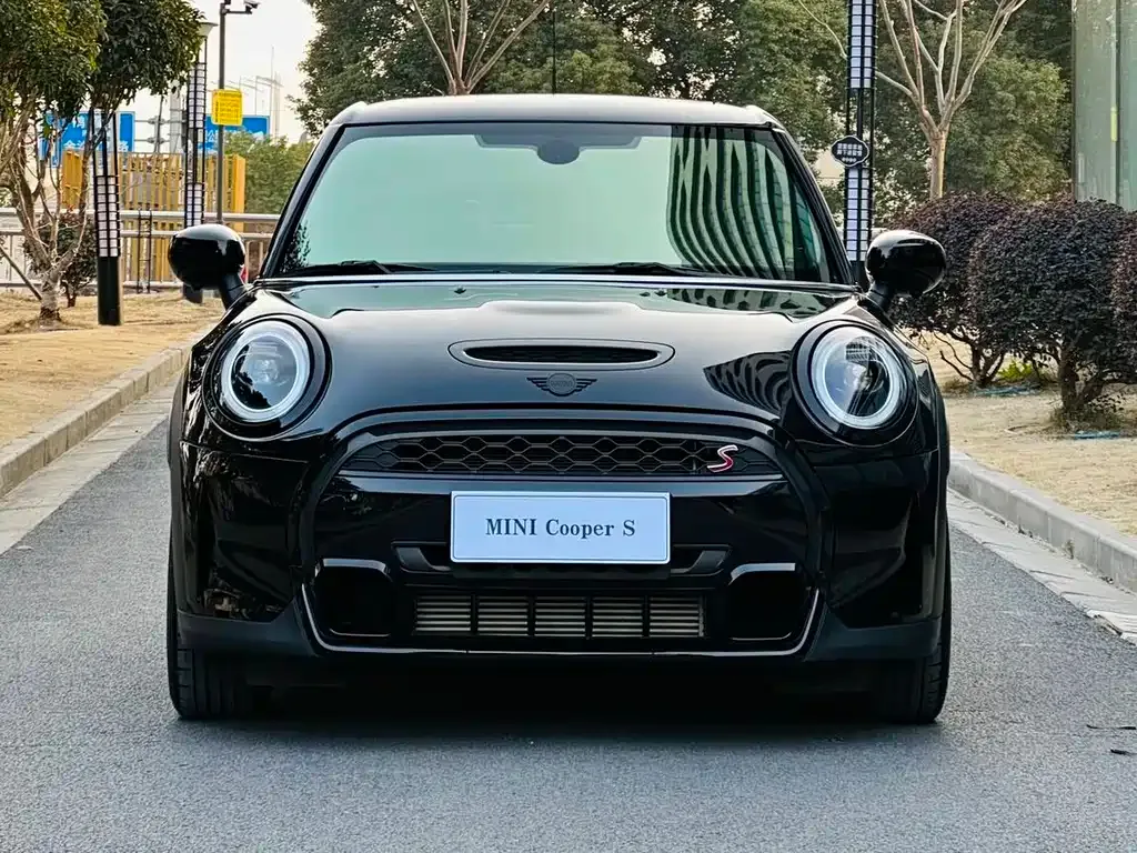 MINI Cooper (3-door) — фото 2