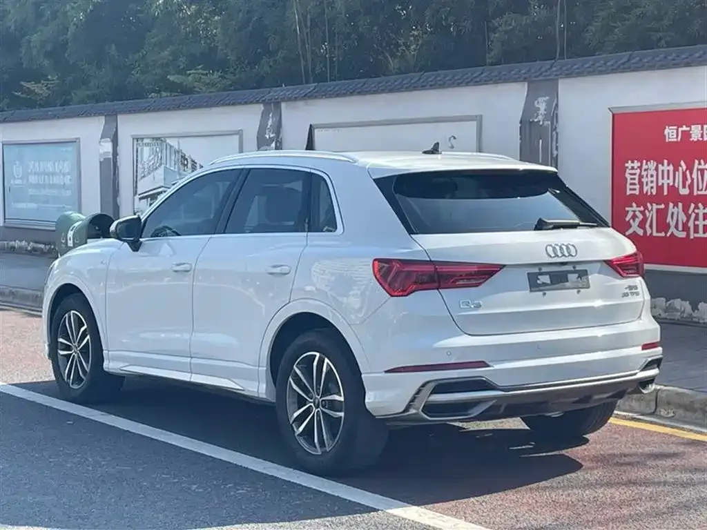 Audi Q3 — фото 5