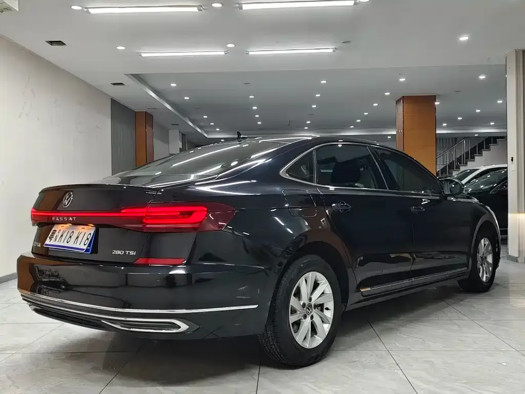 Volkswagen Passat — фото 3