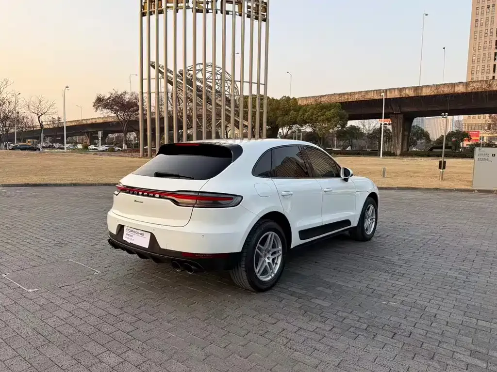 Porsche Macan — фото 3