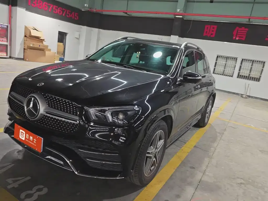 Mercedes-Benz GLE — фото 1