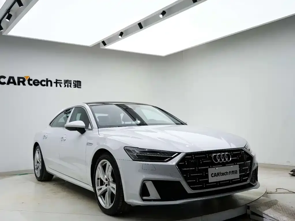 Audi A7L — фото 3