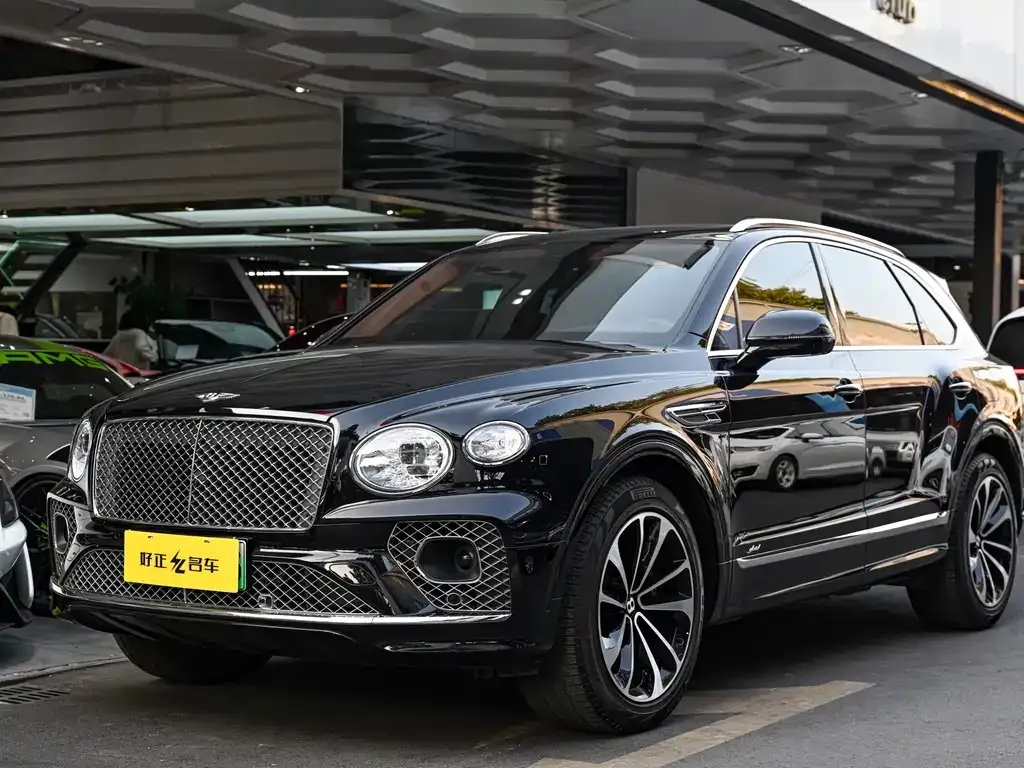 Bentley Bentayga PHEV — фото 1