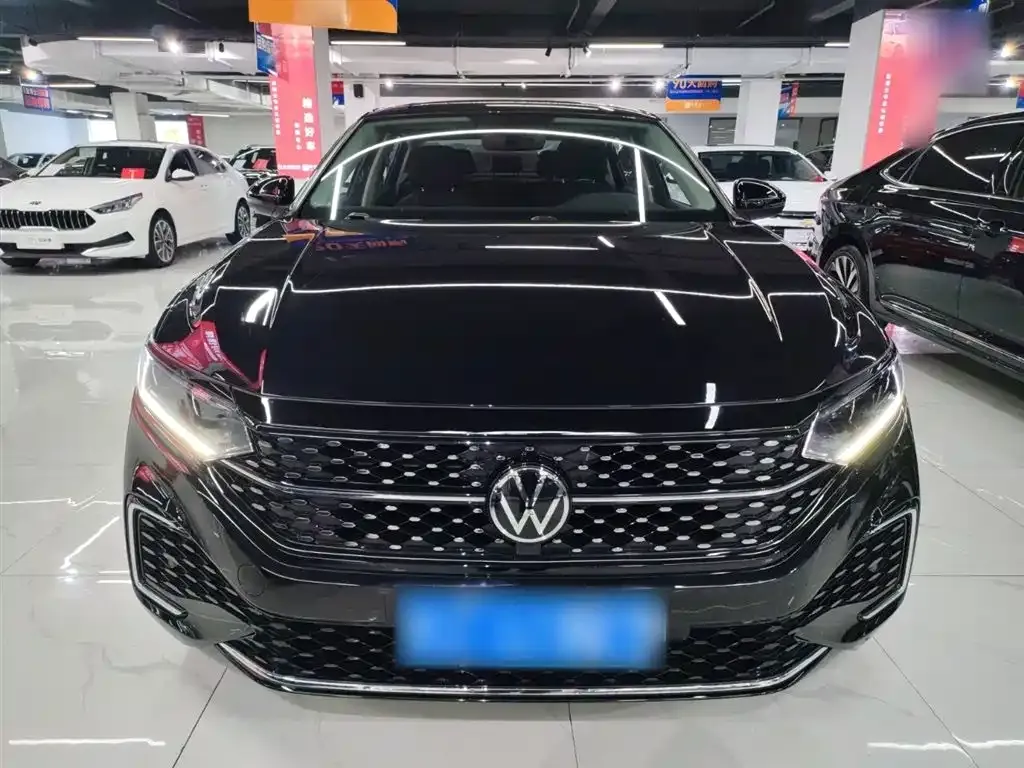 Volkswagen Passat — фото 3