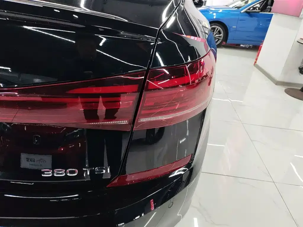 Volkswagen Passat — фото 2