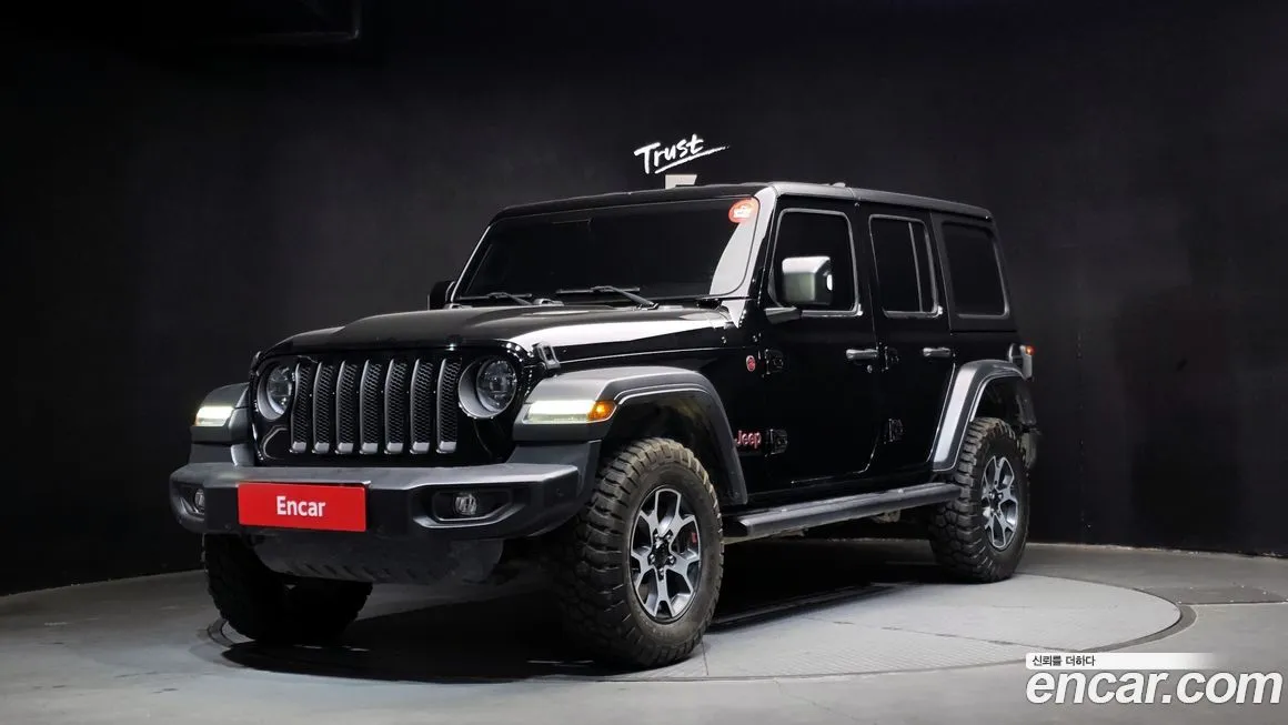 Jeep Wrangler — фото 1