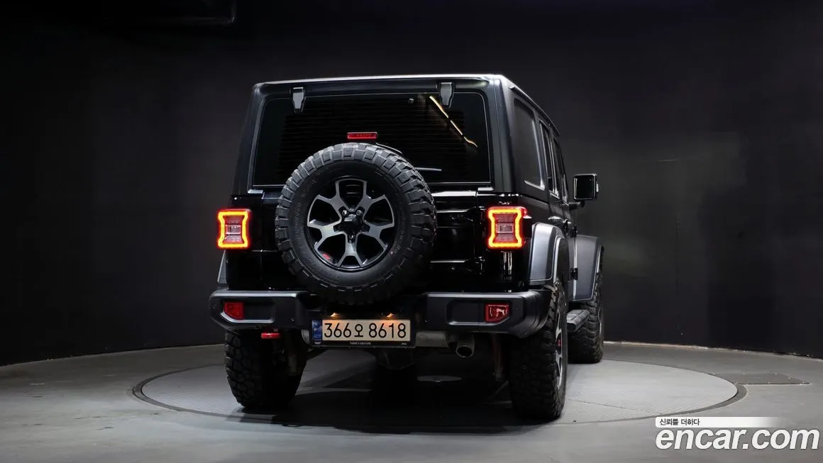 Jeep Wrangler — фото 2