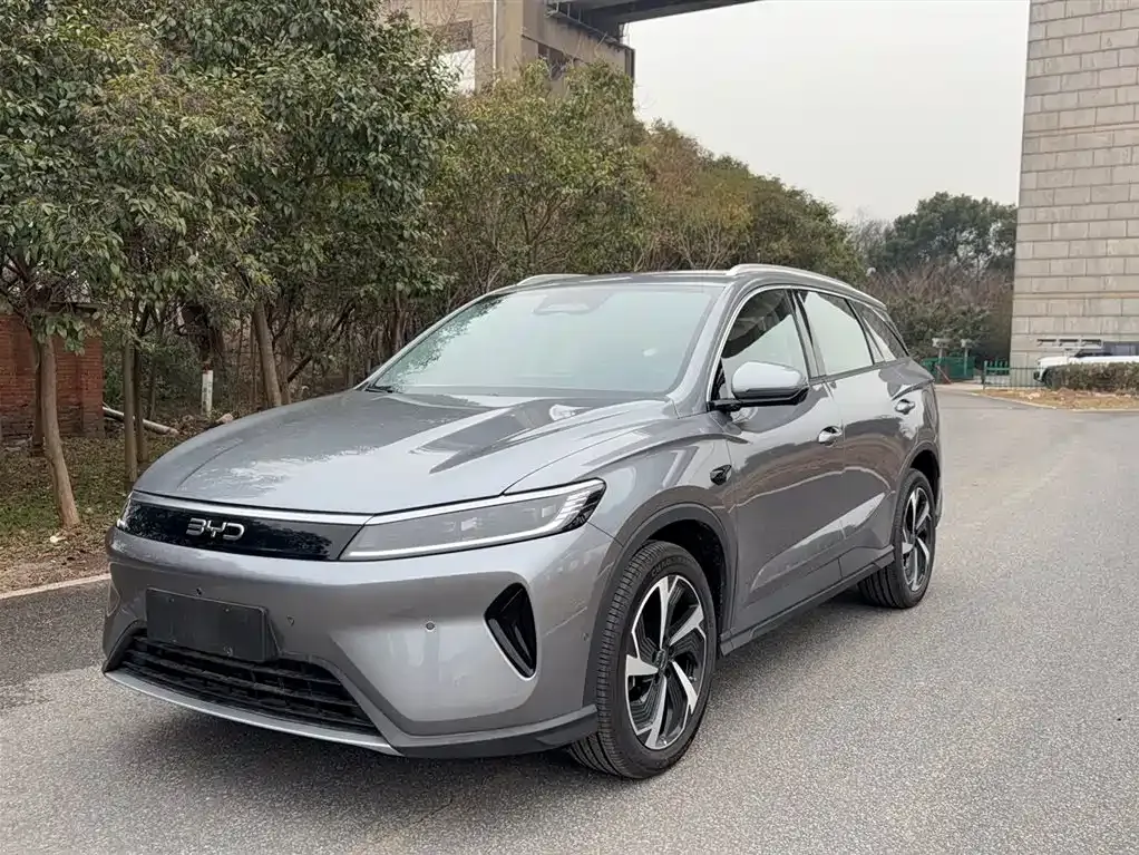 BYD Seal 05 DM-i — фото 1