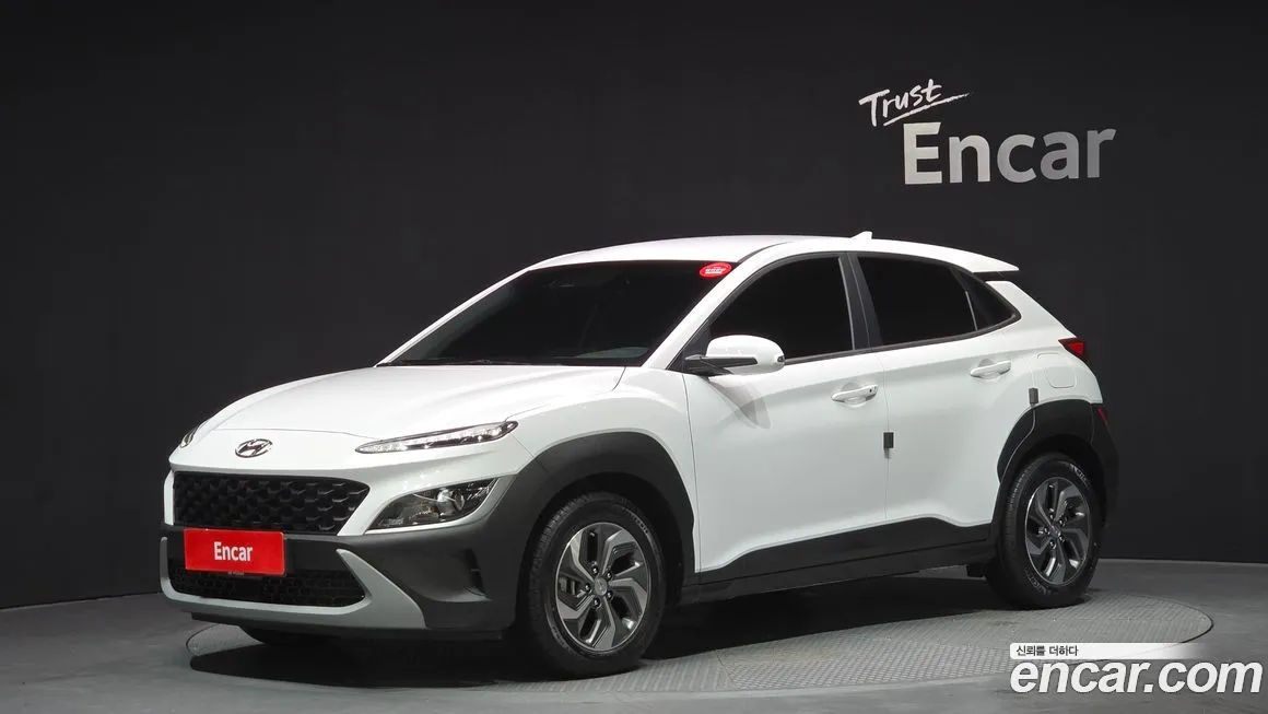Hyundai Kona — фото 1