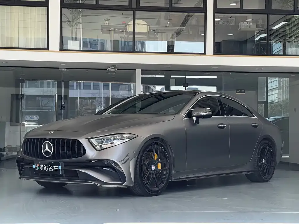 Mercedes-Benz CLS — фото 1