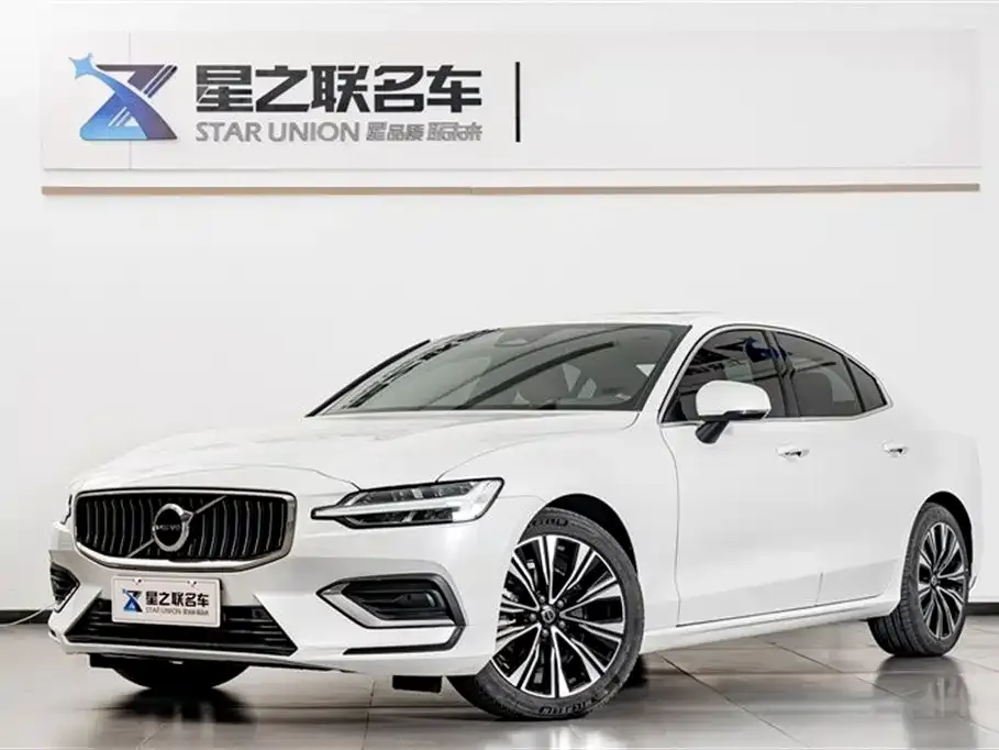 Volvo S60 — фото 2
