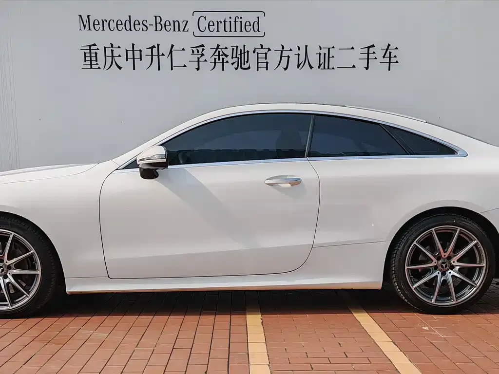 Mercedes-Benz E-Class (Import) — фото 3