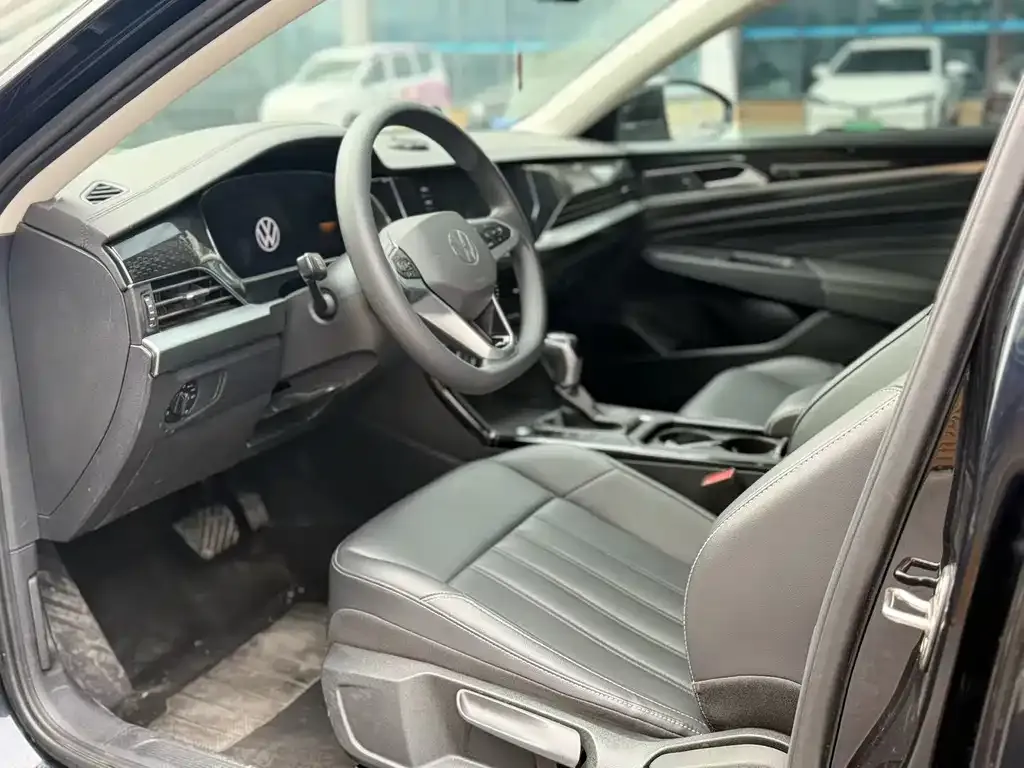 Volkswagen Passat — фото 3