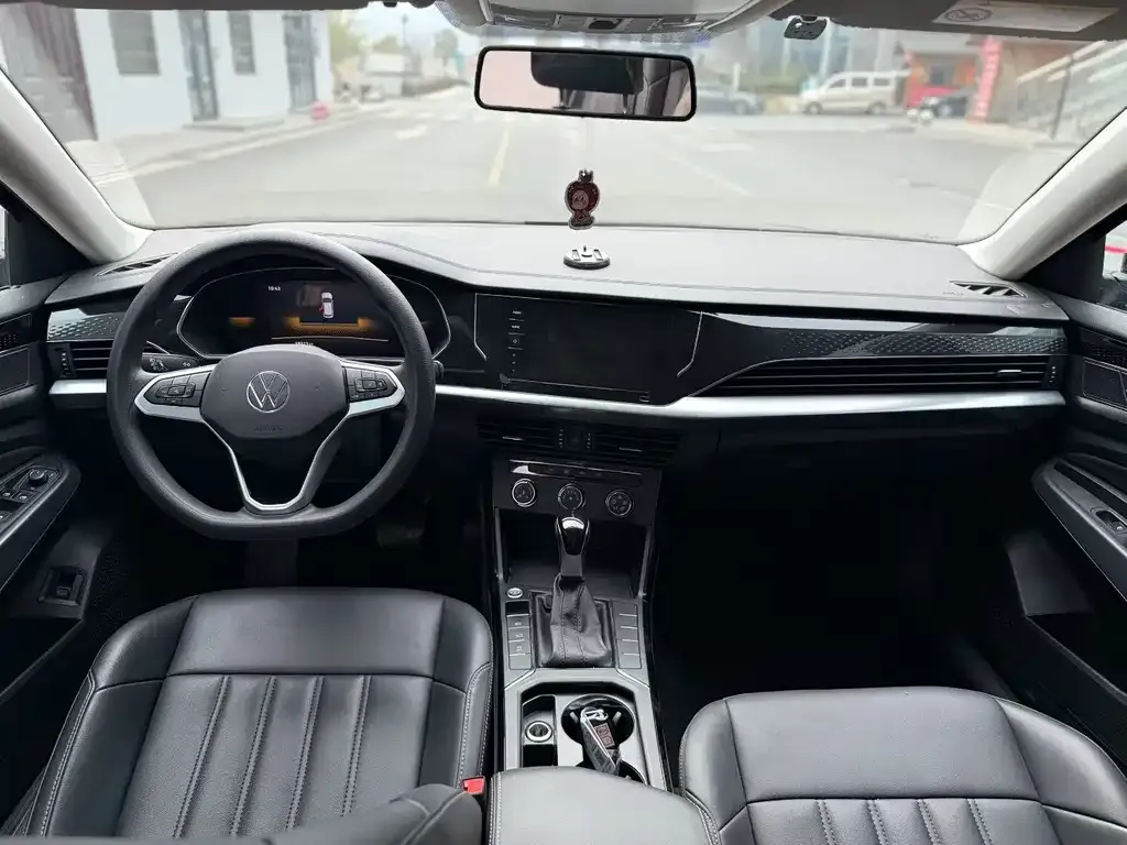 Volkswagen Passat — фото 6