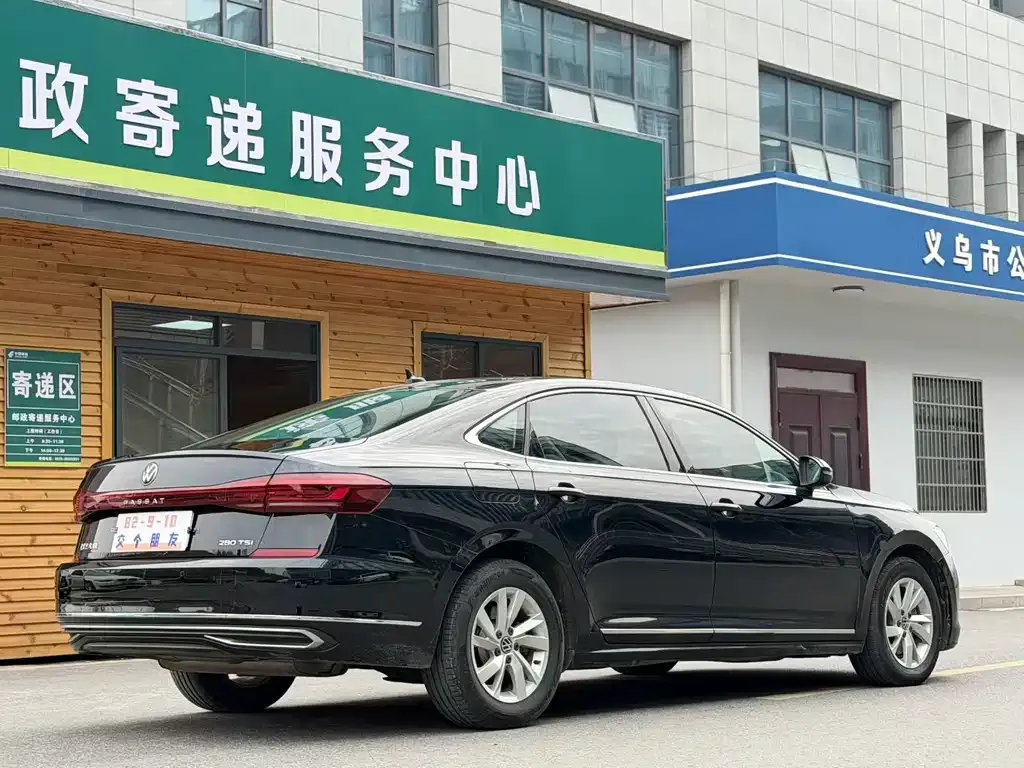 Volkswagen Passat — фото 7
