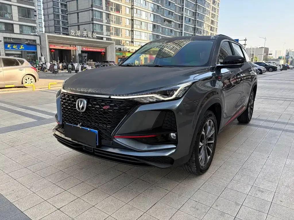Changan CS75PLUS — фото 1