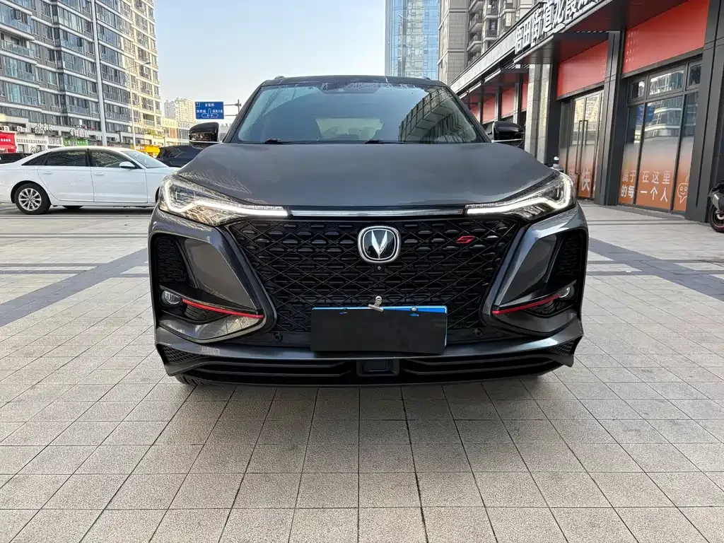 Changan CS75PLUS — фото 4