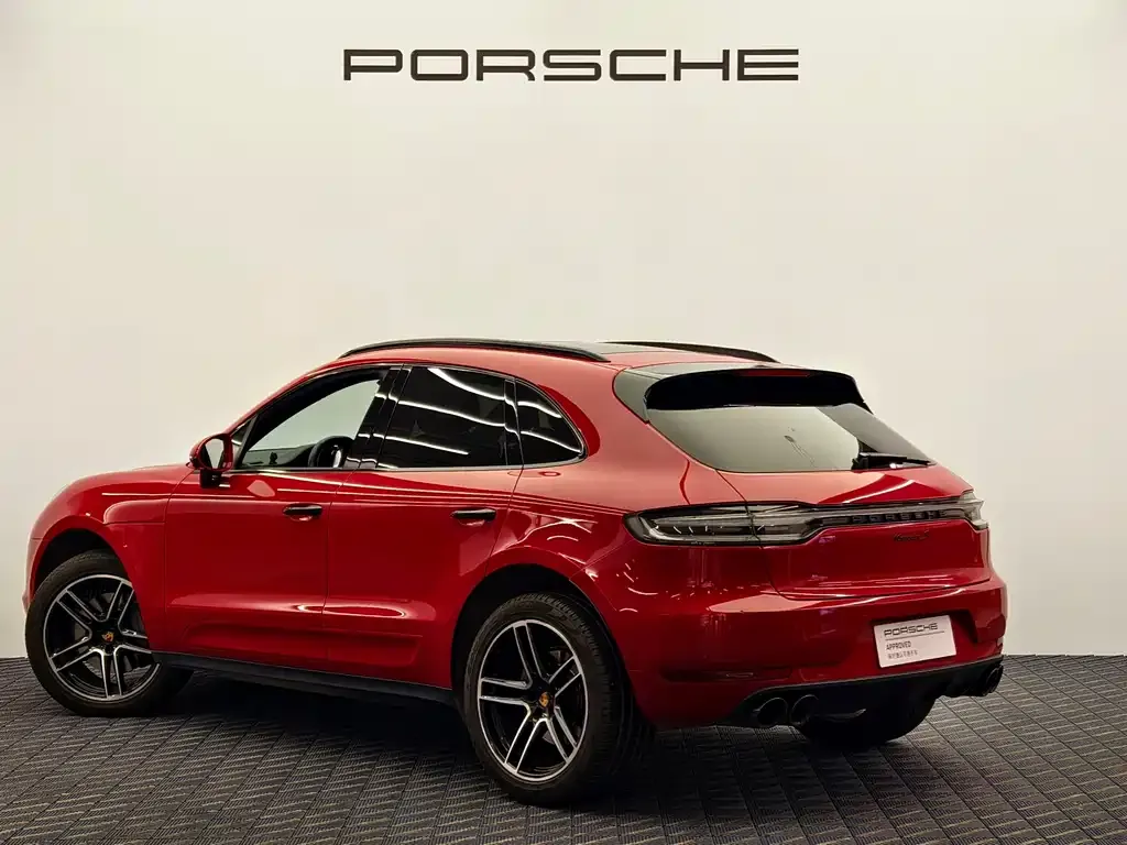 Porsche Macan — фото 5