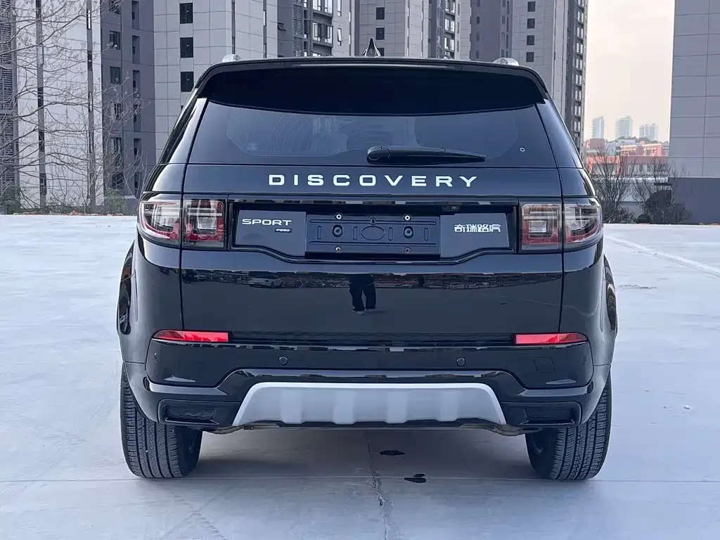 Land Rover Discovery Sport — фото 10