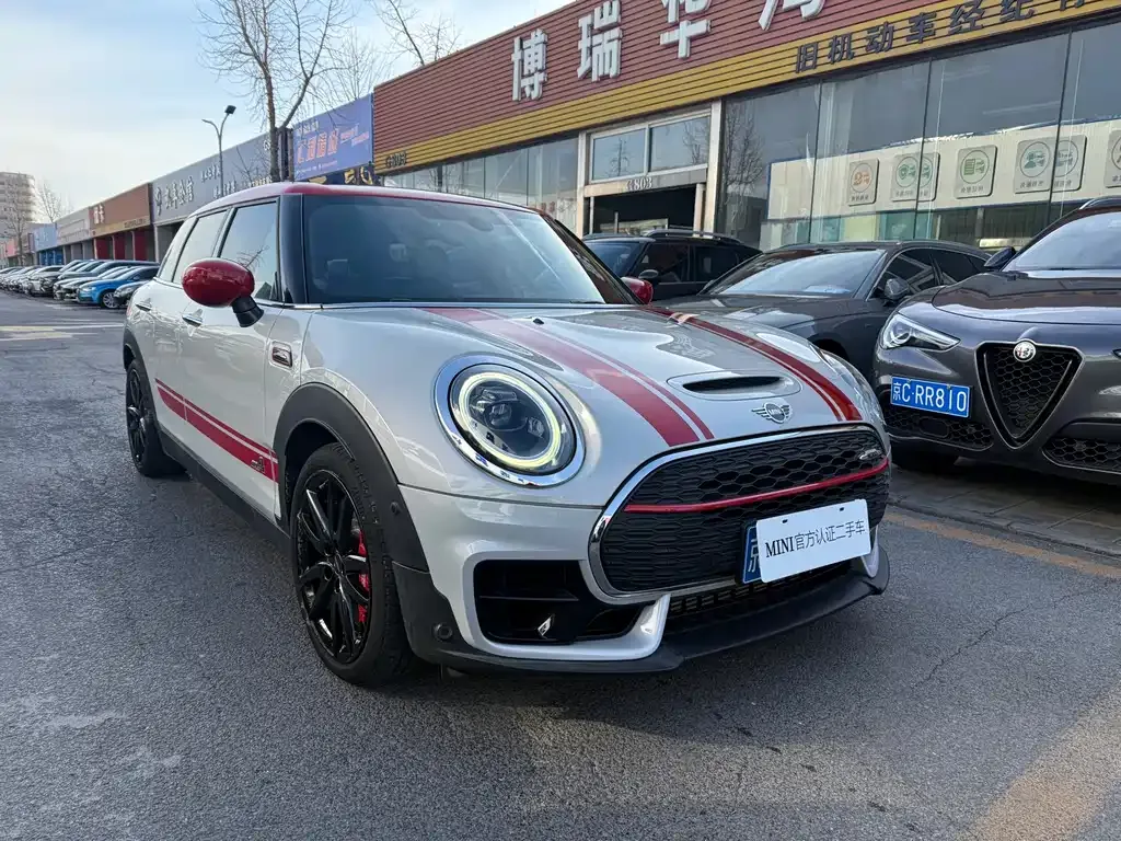 MINI Clubman JCW — фото 1