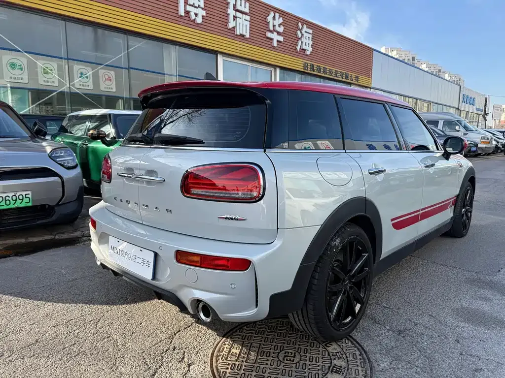 MINI Clubman JCW — фото 9