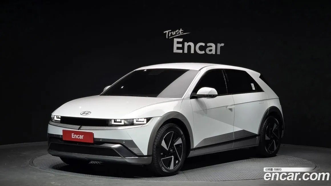 Hyundai Ioniq5 — фото 1