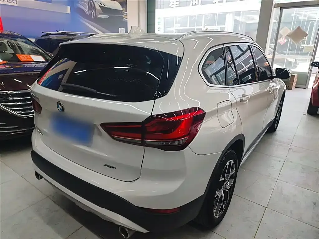 BMW X1 — фото 2