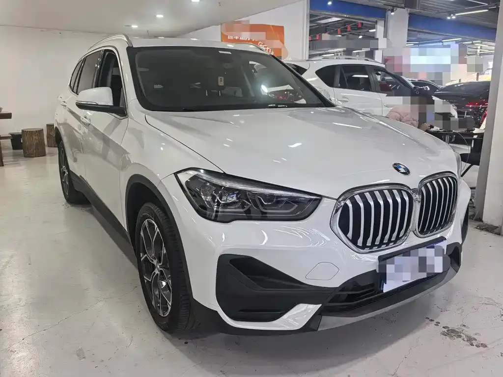 BMW X1 — фото 3