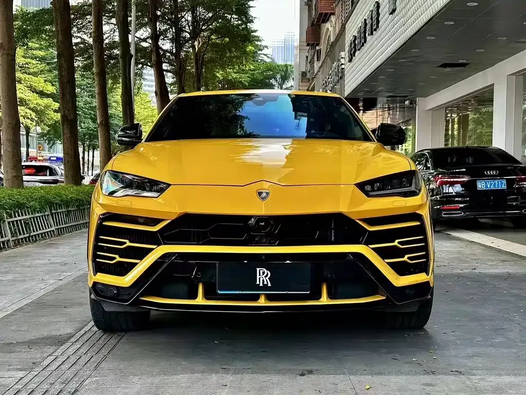 Lamborghini Urus — фото 6