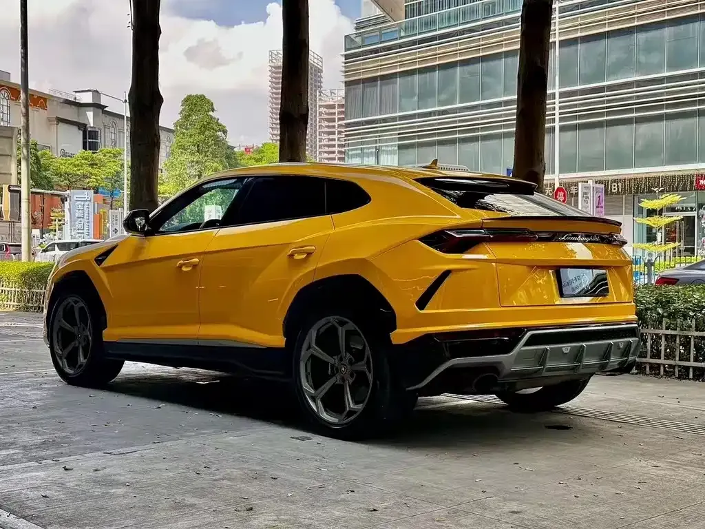 Lamborghini Urus — фото 4