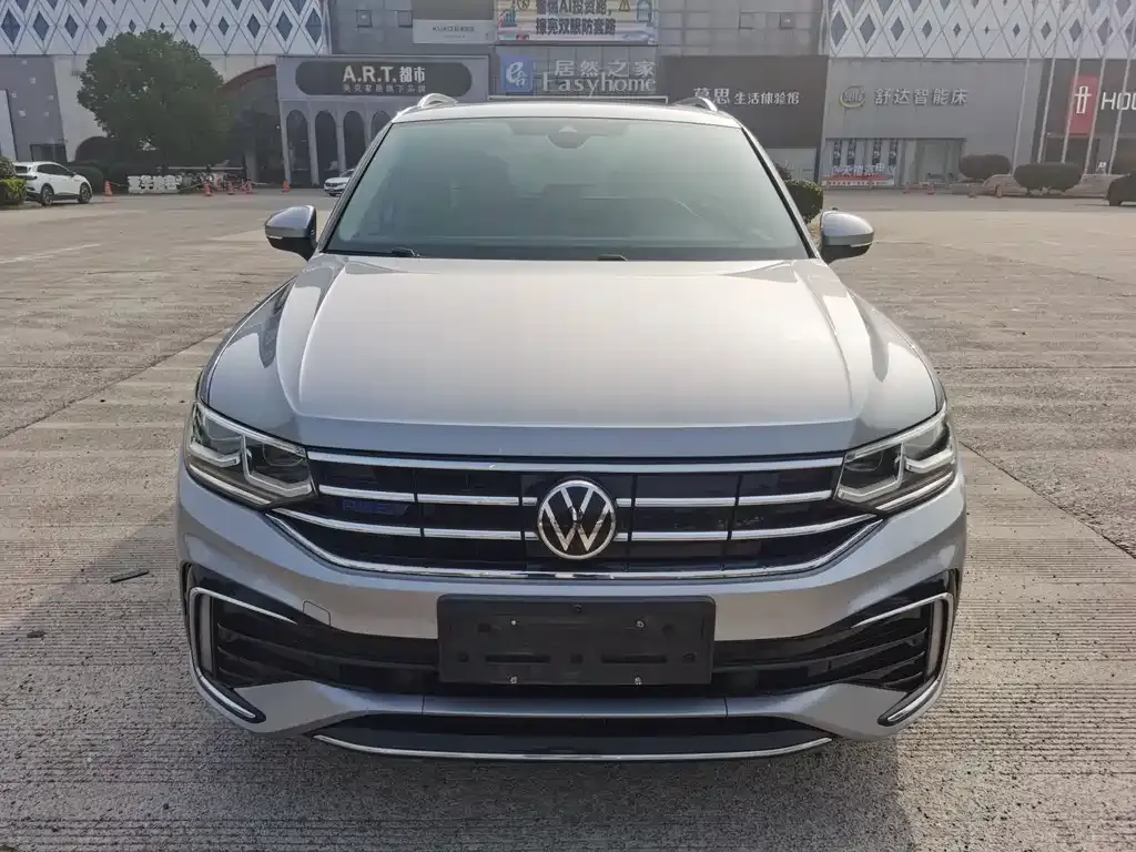 Volkswagen Tiguan L New Energy — фото 8