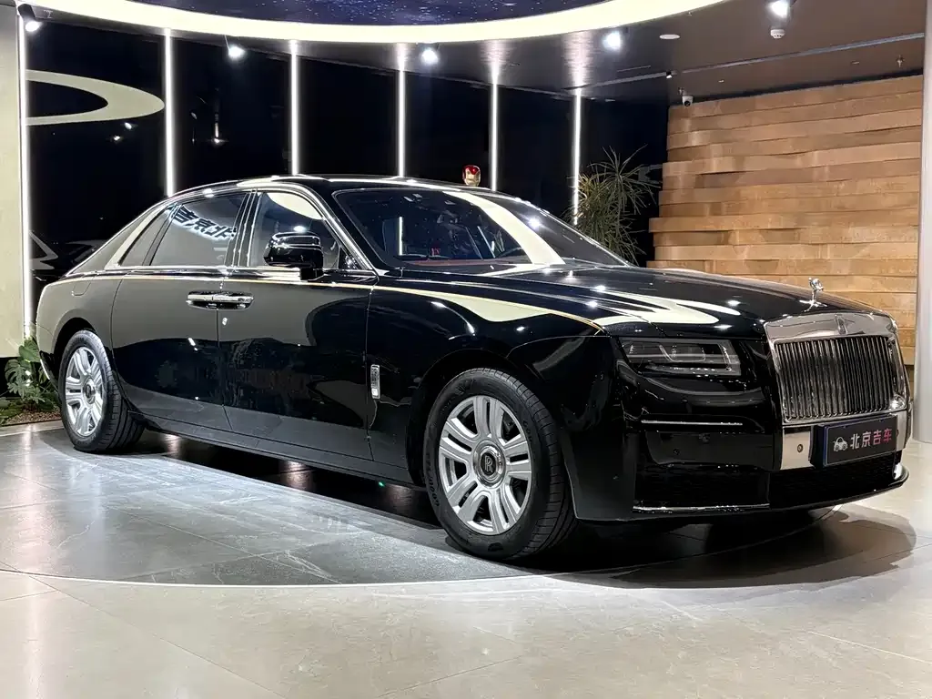 Rolls-Royce Ghost — фото 5
