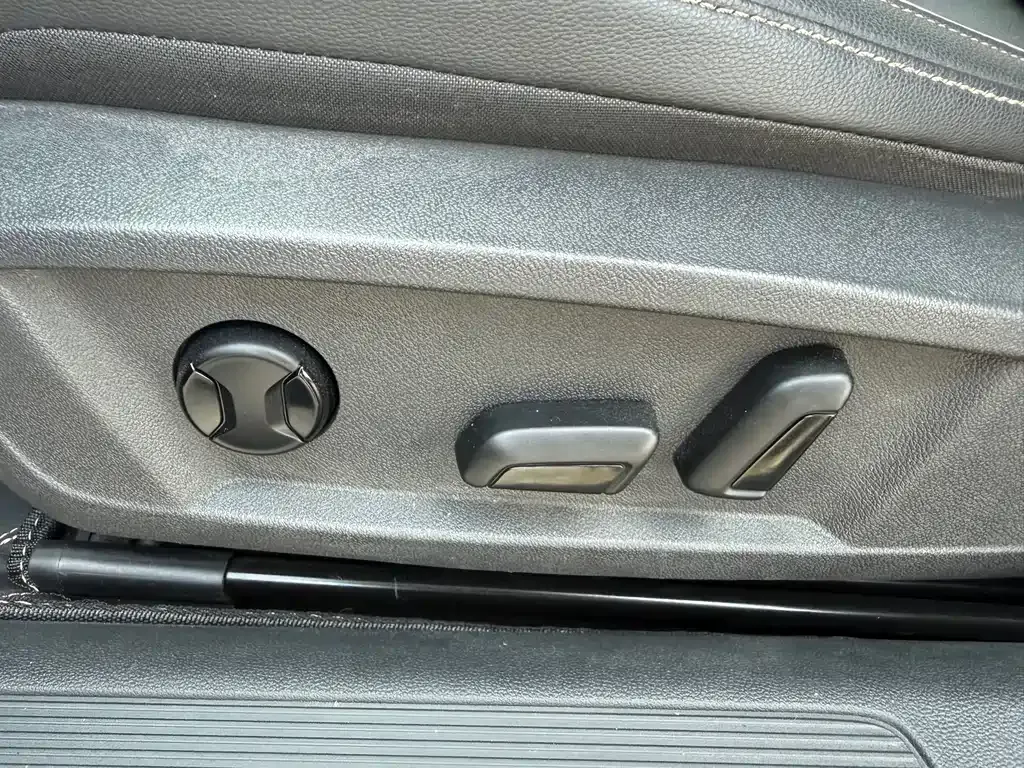 Volkswagen Passat — фото 9