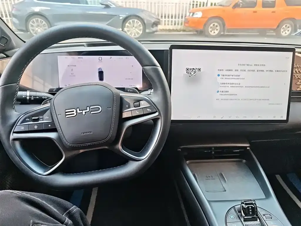 BYD Seal — фото 3